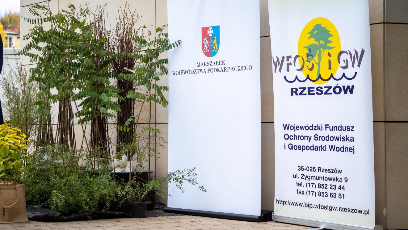 Banery "Województwa Podkarpackiego" oraz "WFOŚ i GW Rzeszów"